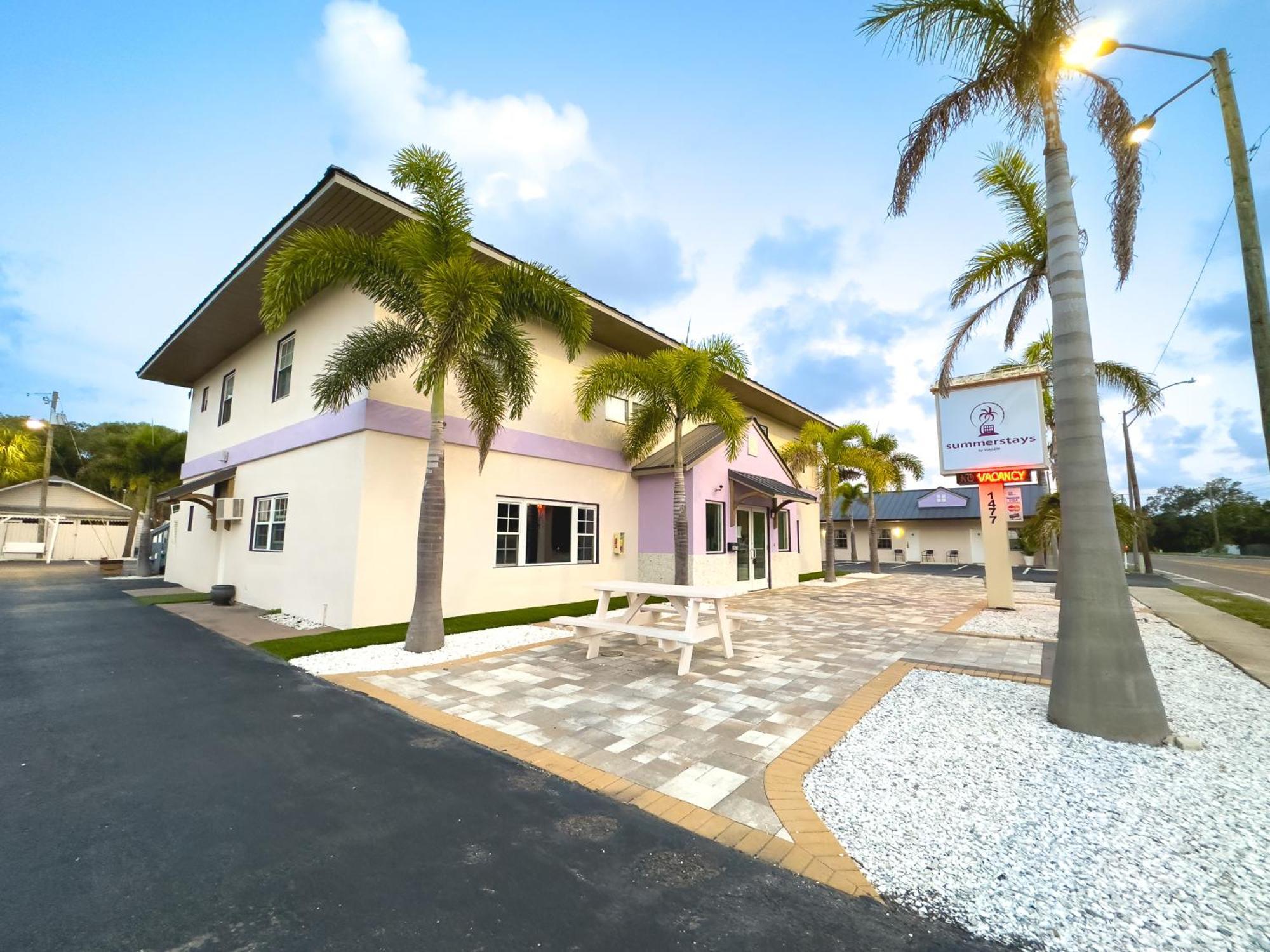 1K Bed Studio Apt With Shared Pool 02 เคลียร์วอเตอร์ ภายนอก รูปภาพ